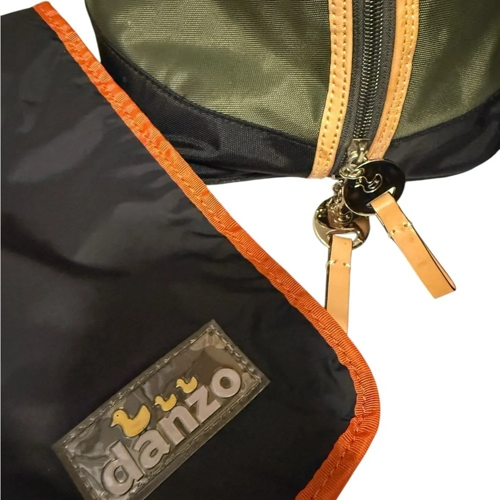 Danzo Retro Diaper Or Travel Bag Pockets W/ Labels Changing Mat Adjustable Strap